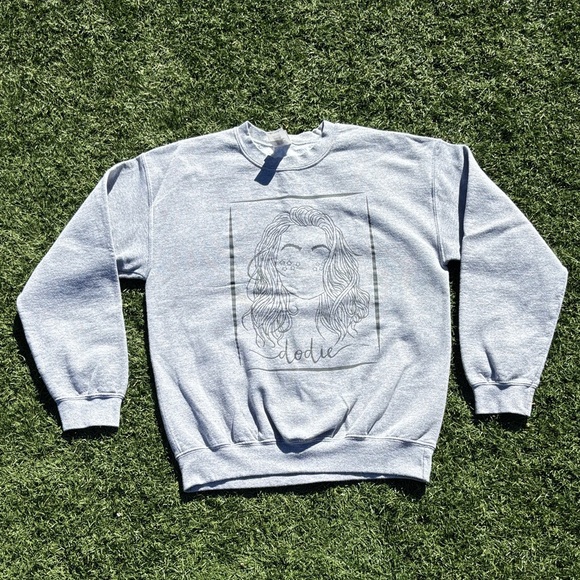Gildan Sweaters - Dodie Tour Crewneck
